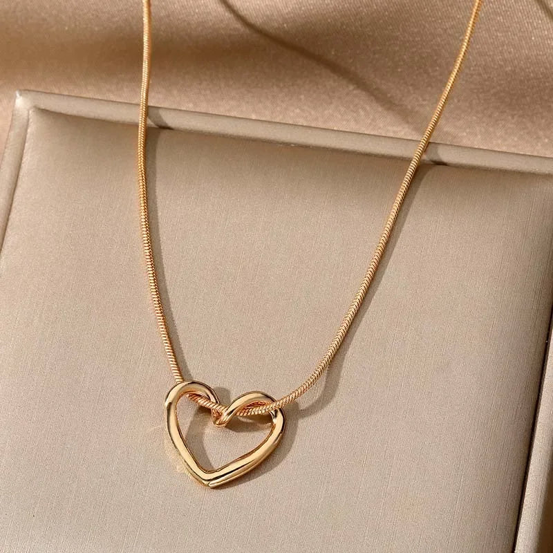 Love Heart Silver Necklace For Women Elegant Fashion Punk Party Pendant Chain Birthday Gift Sweet Accessories Charm Jewelry-Dollar Bargains Online Shopping Australia