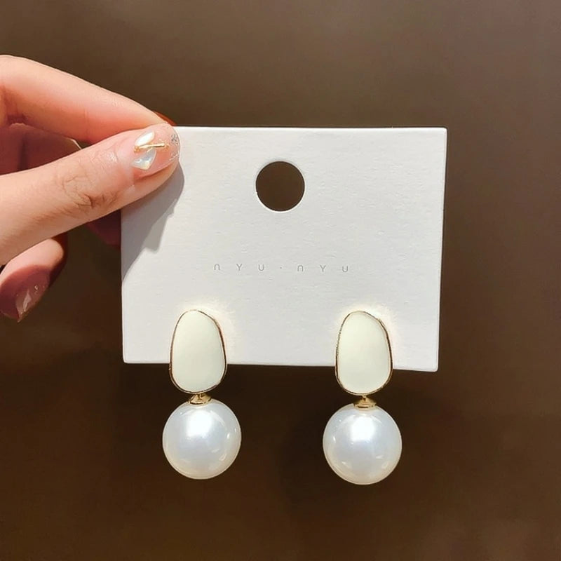 Pink White Pearl Dangle Earrings for Women Black Geometric Acrylic Round Ball Pendants Drop Earrings Elegant Ear Jewelry-Dollar Bargains Online Shopping Australia