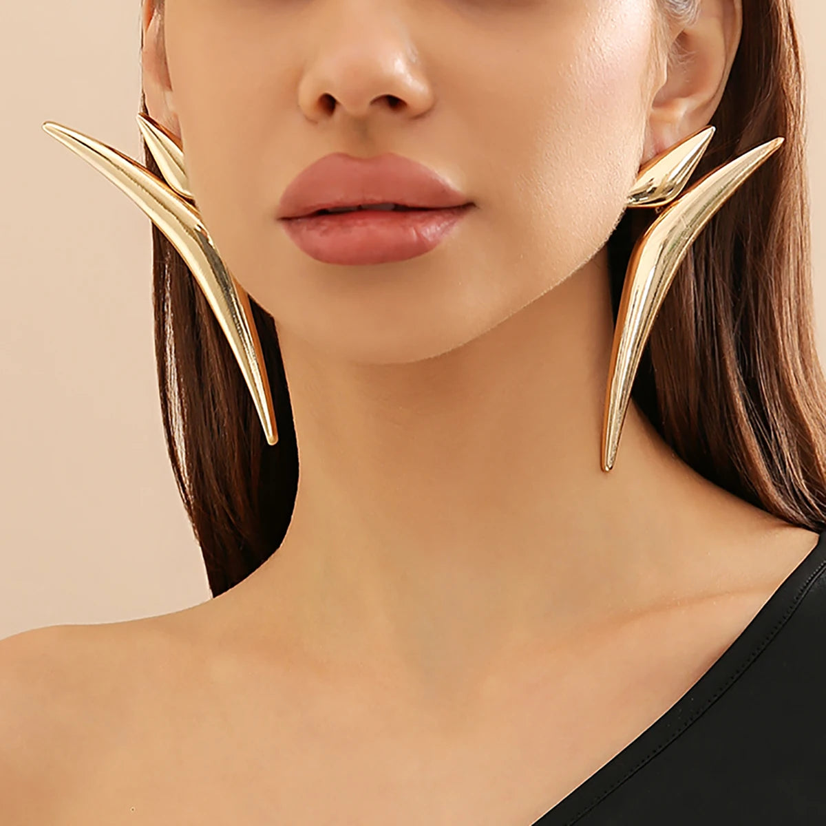 Exaggerated Geometry Long Curved Drop Earrings Fashion Aesthetics Thick Metal Triangular Earrings Women's Trendy Stage Jewelry-Dollar Bargains Online Shopping Australia