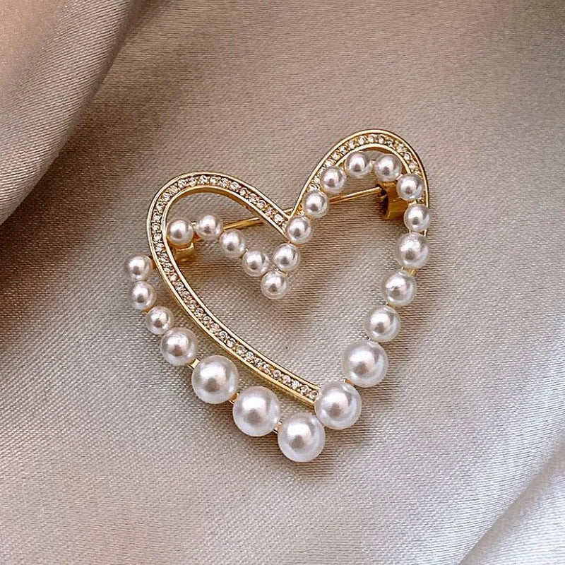 Exquisite Love Heart Brooches For Women Elegant Angel Wings Full Rhinestone Pearl Brooch Pins Sweater Cardigan Buckle Jewelry-Dollar Bargains Online Shopping Australia