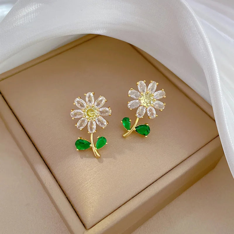 Classic Green Leaf Flower Necklace and Earrings Set Light Luxury Sunflower Personalized Banquet Stainless Steel Jewelry-Dollar Bargains Online Shopping Australia