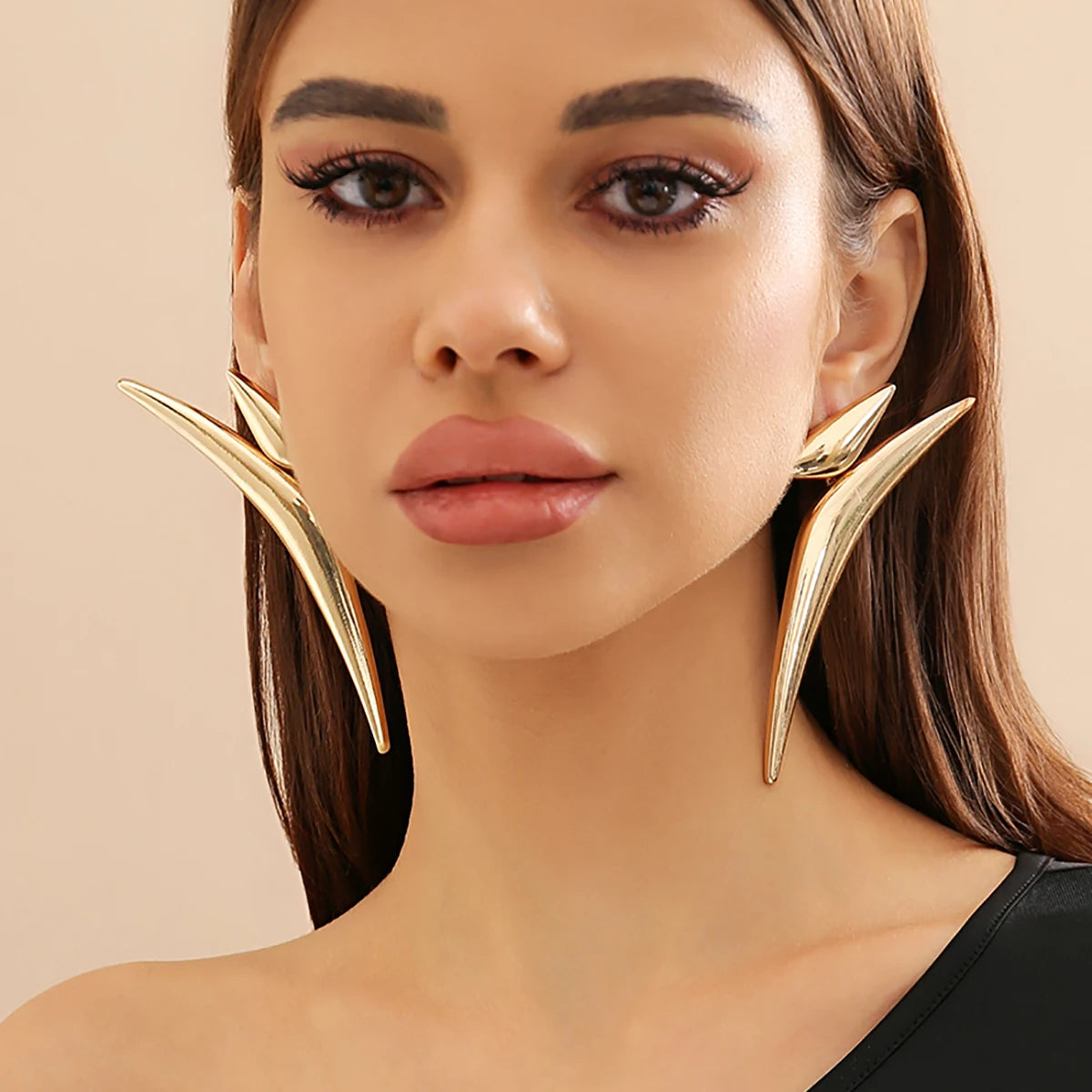 Exaggerated Geometry Long Curved Drop Earrings Fashion Aesthetics Thick Metal Triangular Earrings Women's Trendy Stage Jewelry-Dollar Bargains Online Shopping Australia